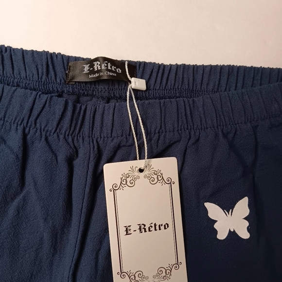NWT women's 2XL pants Tapered high rise,E retro, butterfly print, Pockets. - Picture 7 of 14